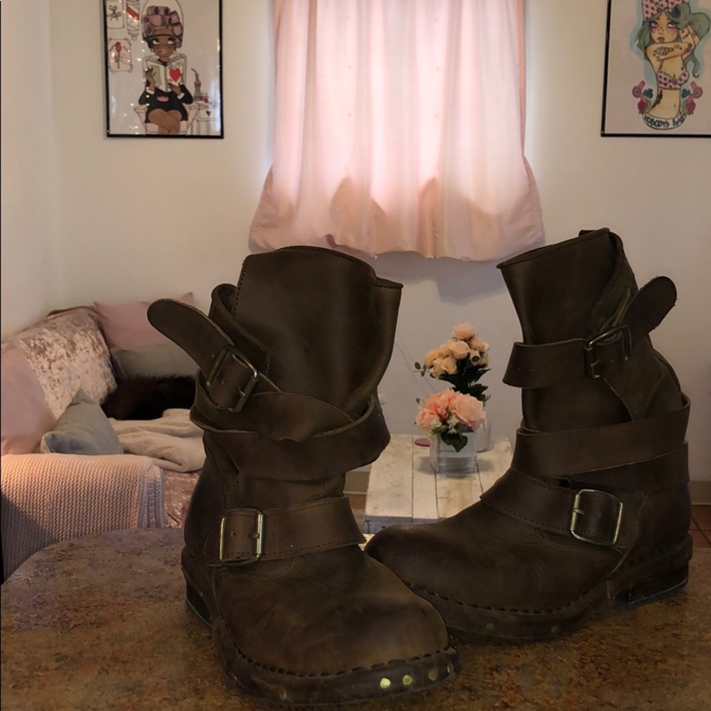 Jeffrey Campbell Brown Leather Riding Boot